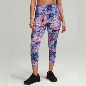 Lululemon Base Pace High Rise Tight Crop‎ Atmospheric Purple Women’s Size 2